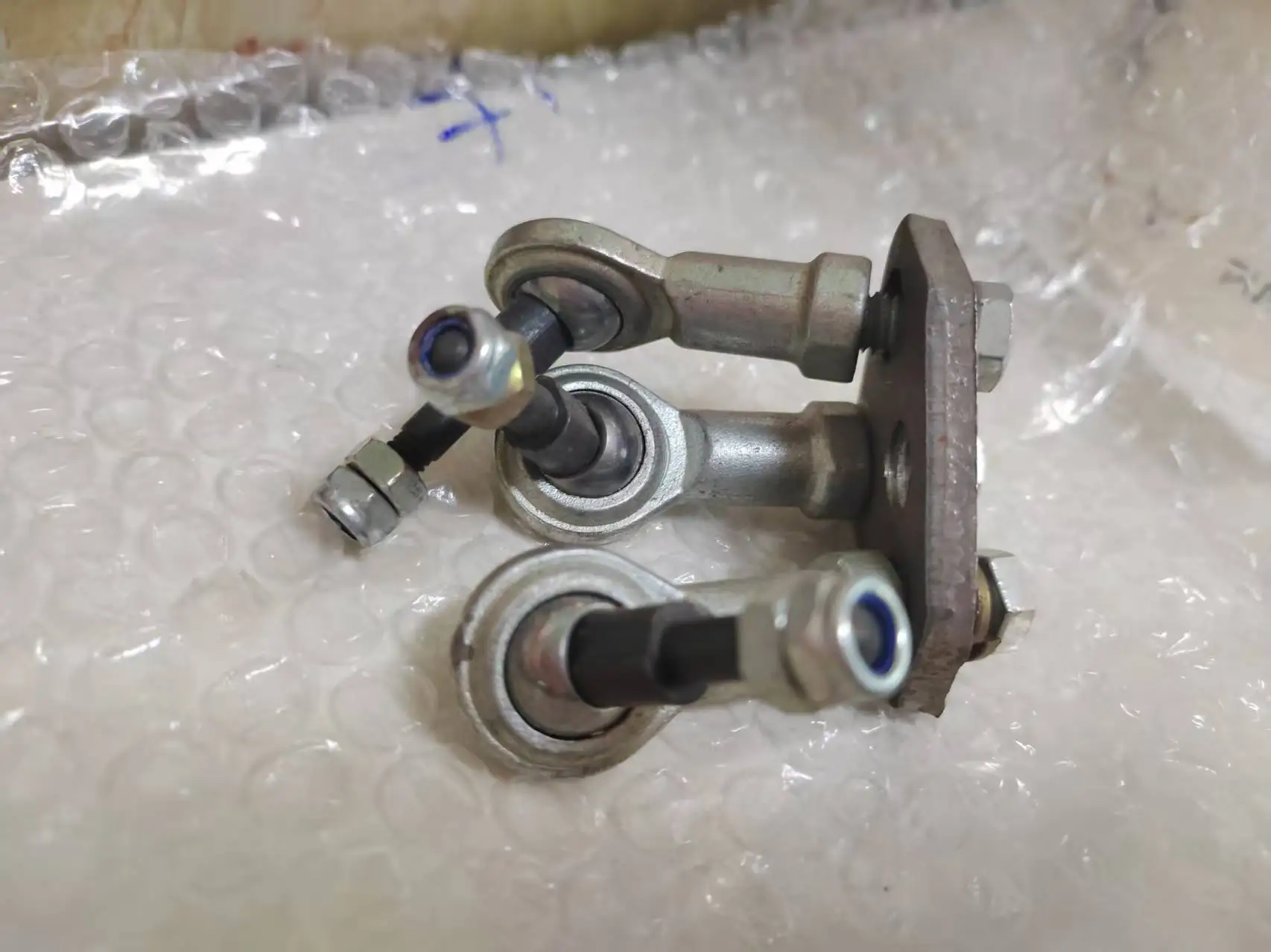 Small Loader Forklift Single Handle Connector Multi-way Valve Single Rod Joint Screw