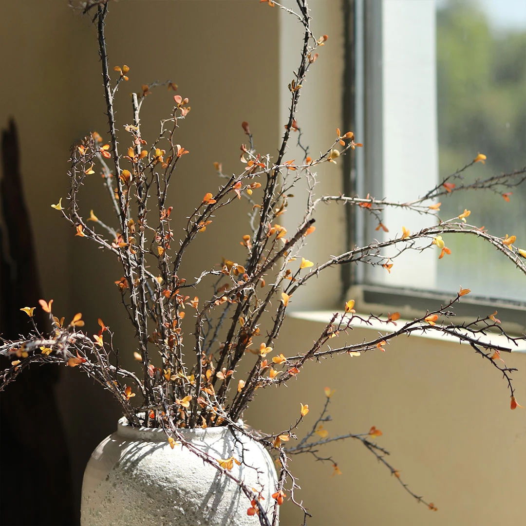 The product can be customized.Willow bud bud autumn color simulation branch wicker decoration retro thorny branch