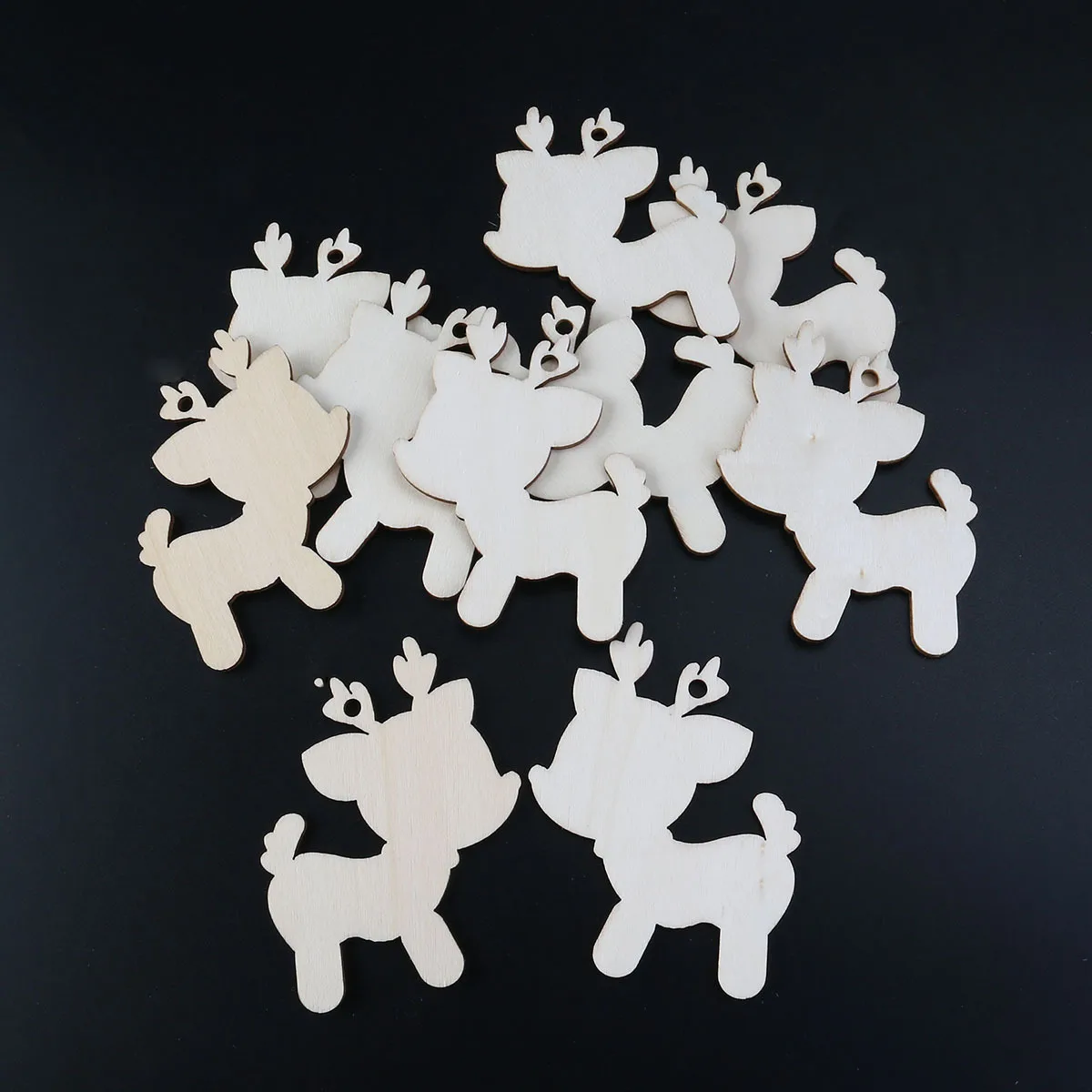 

10Pcs Wooden Reindeer Pattern Pendant Christmas Decoration Rustic Embellishments for Scrapbooking Cards Tags Decoupage Crafts