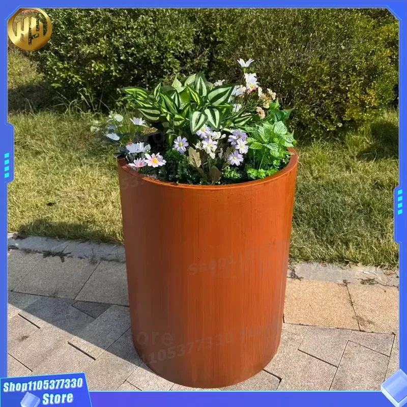 Vintage Outdoor Weathering Steel Gardening Supplies Stackable Design Essential Tools for Garden Decor and Plant Care