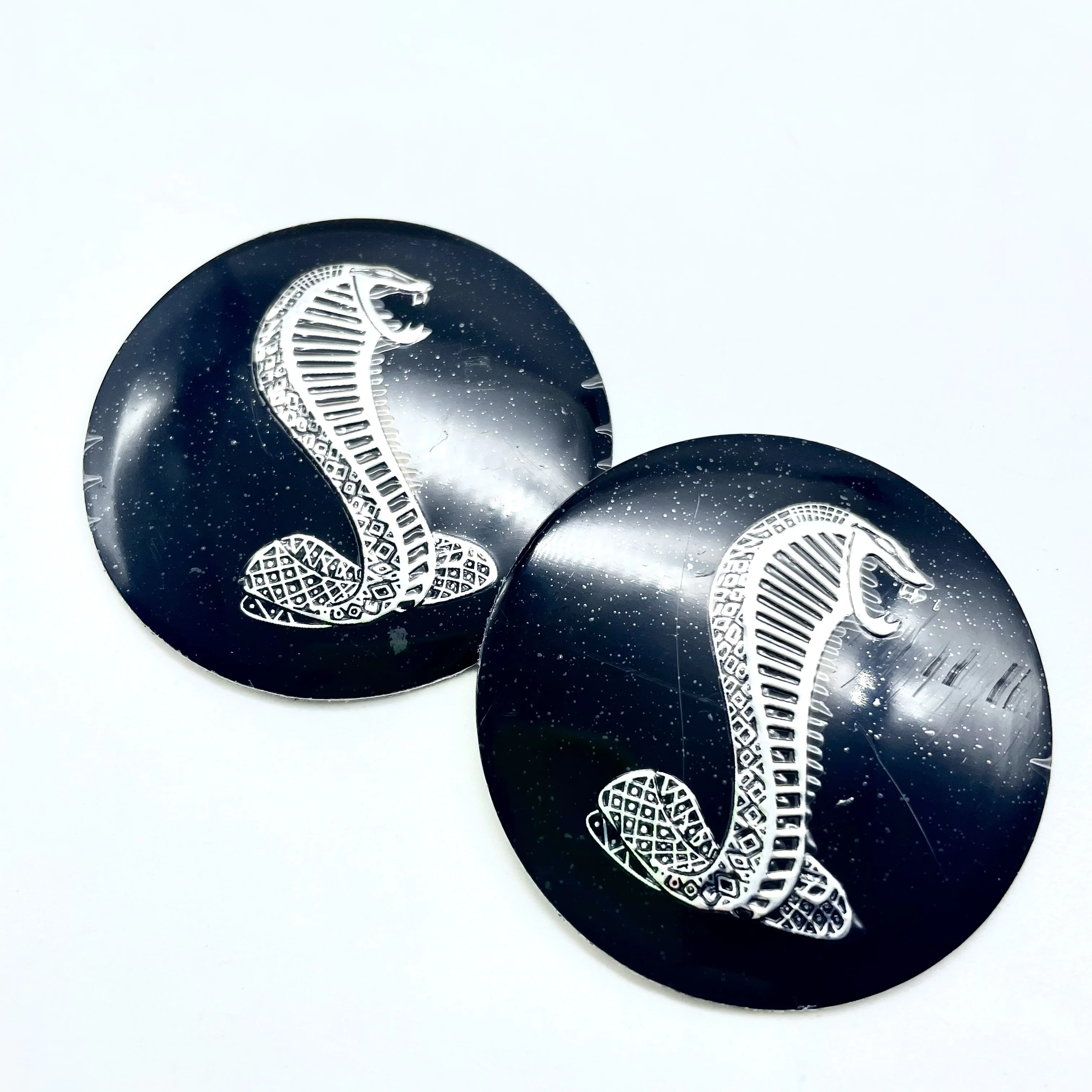 4 pcs car wheel hub stickers with cobra patterns, personalized decorative accessories for car wheels, and car modification parts
