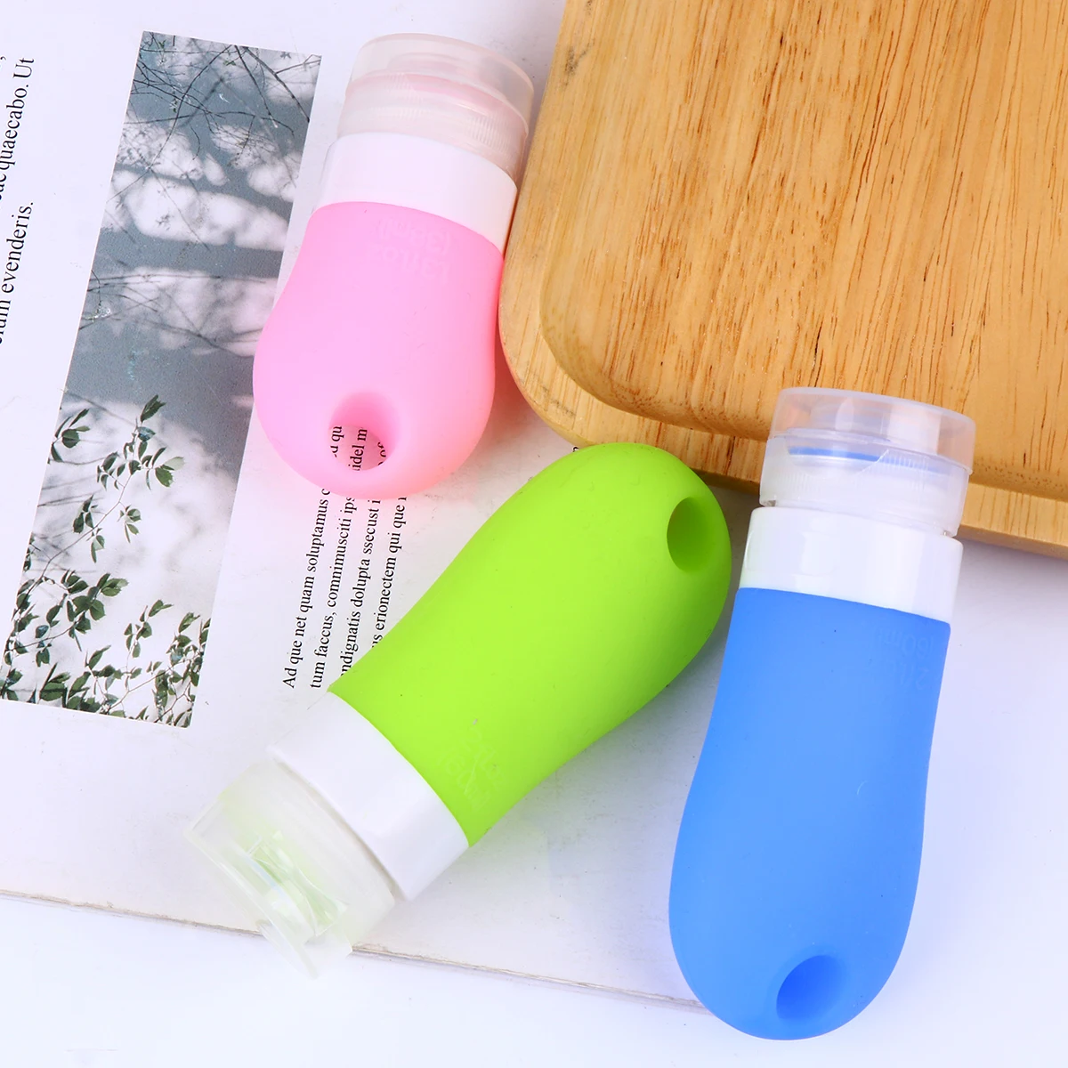 

3pcs Empty Travel Bottles Silicone Squeeze Bottles Toiletries Dispenser Refillable Shampoo Shower Gel Container 38Ml