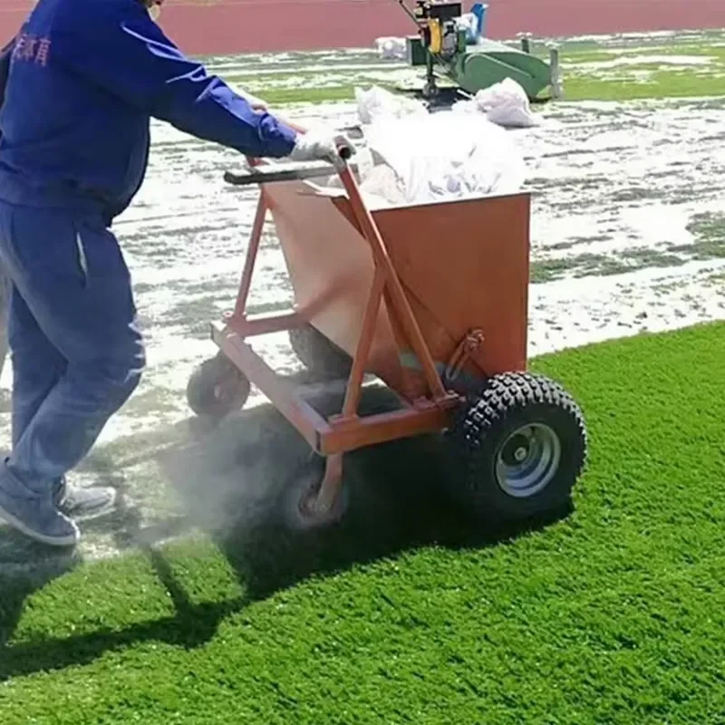 Garden Artificial Grass Lawn Hand Push Steel Gear High Productivity Sand Infill Spreader Machine
