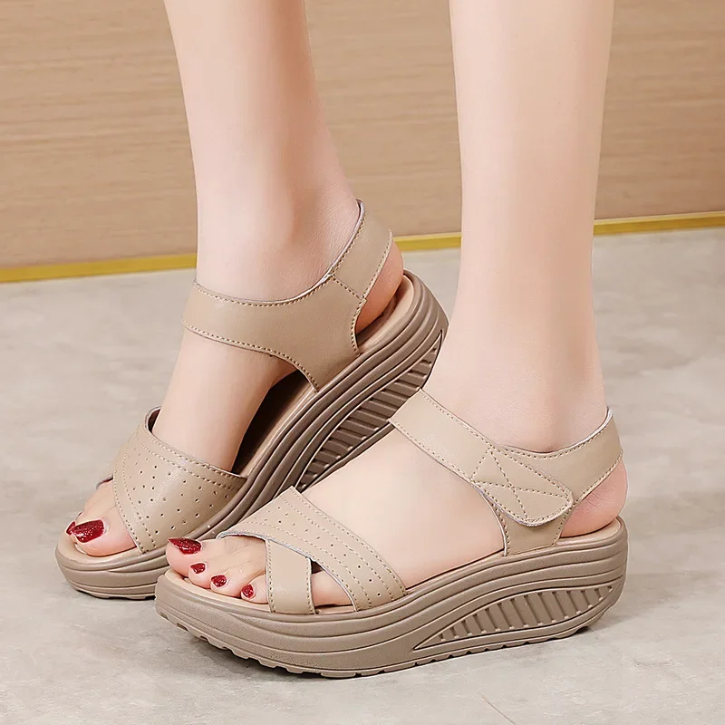 New High Quality Summer Sport Women Sandals Plus Size 35-39 Soft bottom Ladies Shoes Cozy Breathable Female beach Shoes