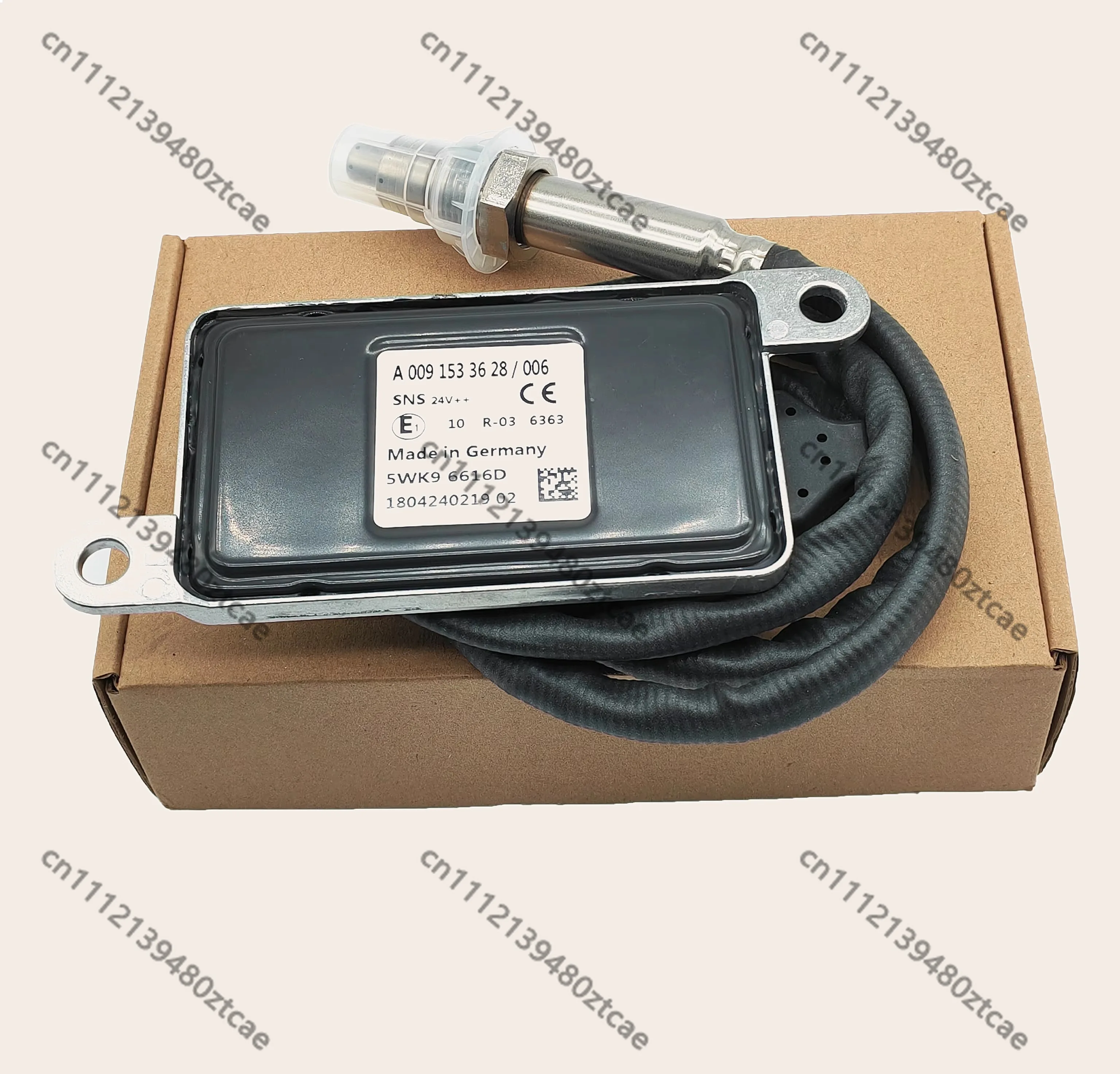 5WK96616D NOx Sensor 24V Exhaust Gas Oxygen Sensor for Heavy Duty Truck EURO 4 5 6