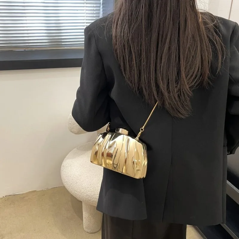 

Classic Designer Fashion Diaper Bags For Women Large Capacity Leather Tote Bag Elegant Minimalist Vintage Luxury Commuter