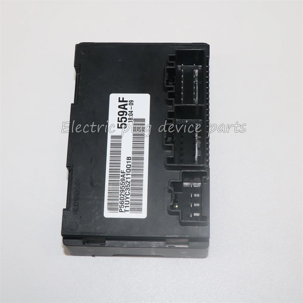 56029559AF 56029559AE 56029559AG ラム2500 5.7L 3500 4500 6.7L 2012年式用トランスファーケースコントロールモジュール