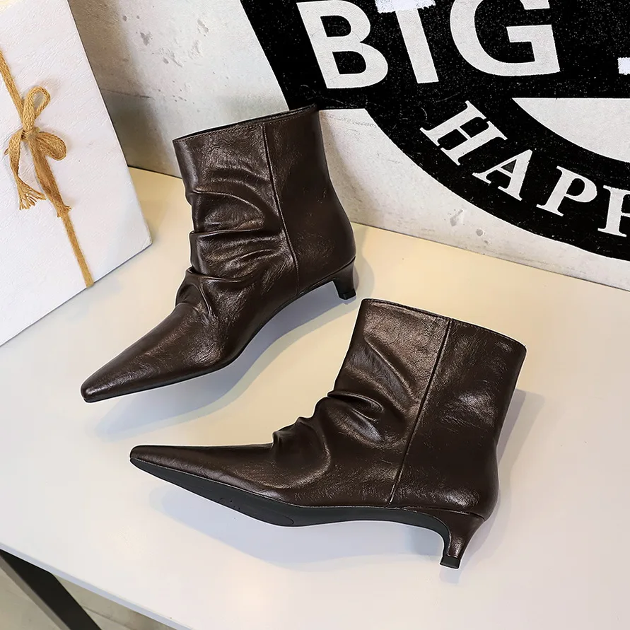 

2026 Autumn Winter Dark Brown Women's Ankle Boots Pleated Stiletto Boots Pointed Toe Soft Leather Anti-Slip Ladies Short Boots
