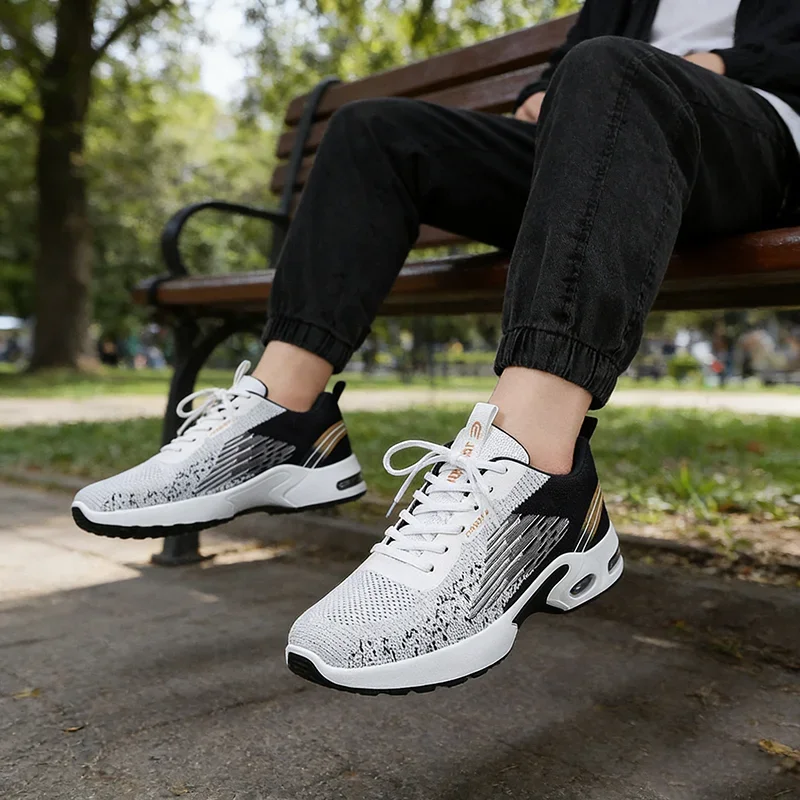 

1pair Large Size Sneakers Men's Spring Casual Running Shoes Breathable and Lightweight Shock Absorption Rebound 39-47 Yards