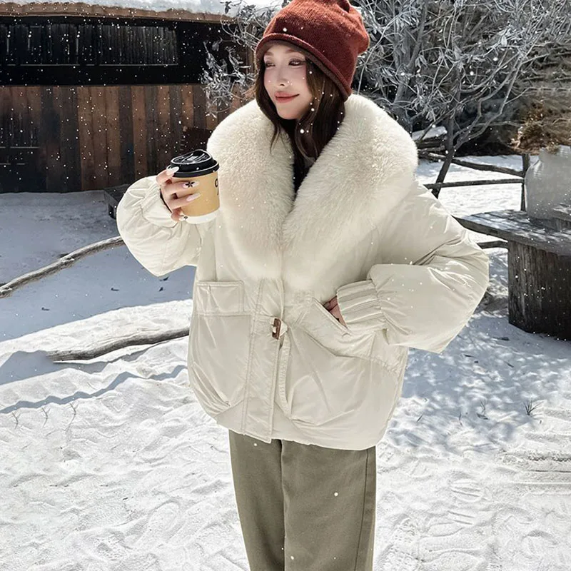 Piumino in cotone da donna di nuova moda 2025 Giacca invernale in cotone caldo Donna Coreana staccabile con cappuccio Collo in pelliccia Parker Capispalla