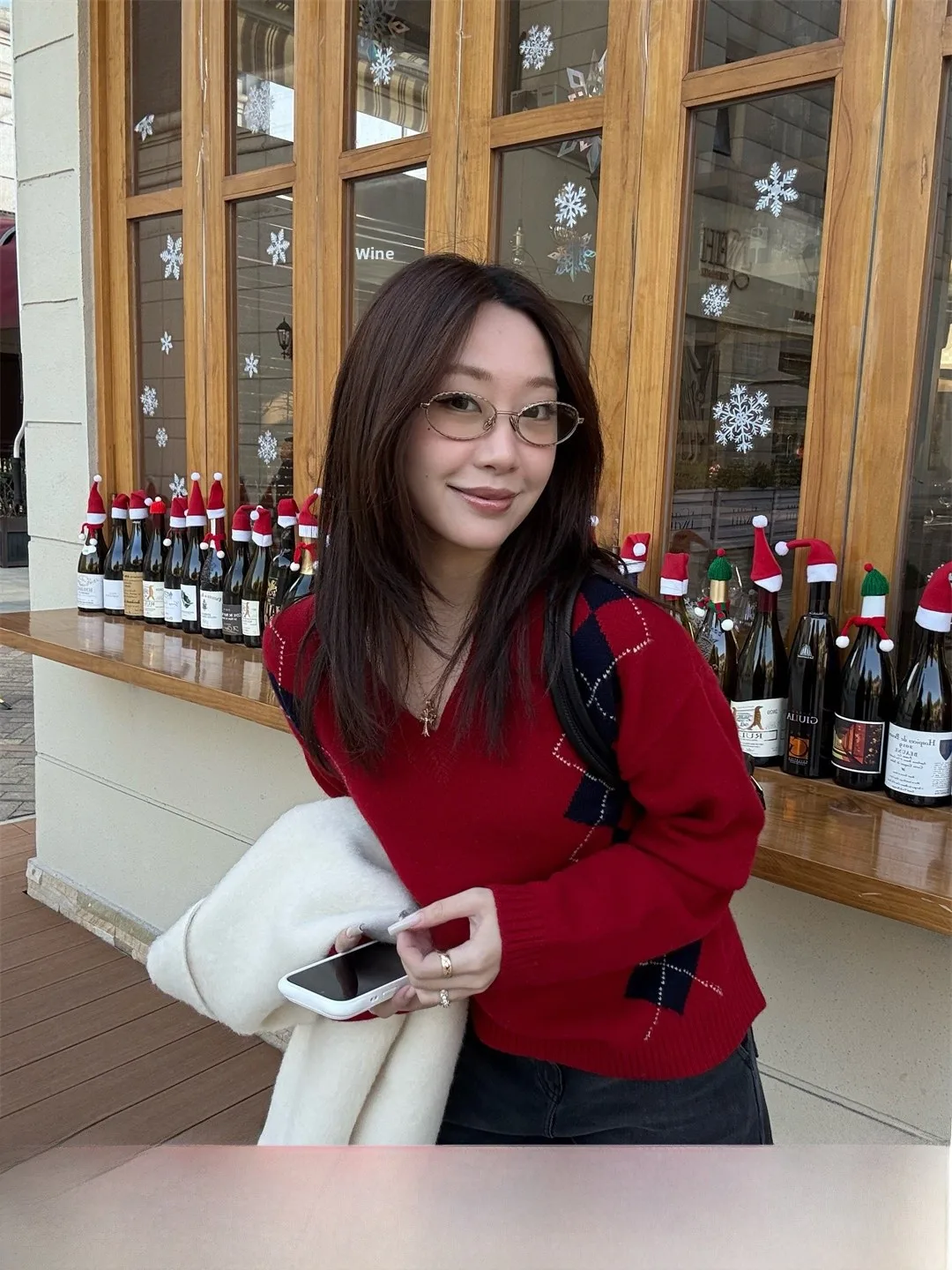 

Winter New Arrival 100% Wool Knitted V-Neck Sweater Color Block Diamond Pattern Loose Fit Long Sleeve Women's Fashion