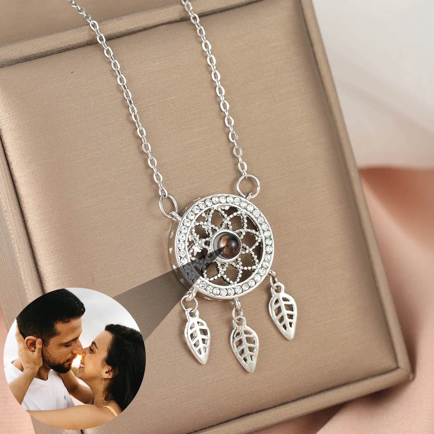 Mother's Day Personalized Projected Photo Necklace Dream Catcher Necklaces Custom Photo Necklace Jewelry For Women Mom Gifts