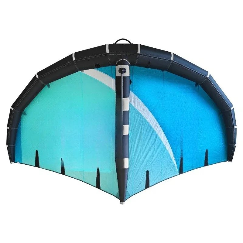 

Надувная доска для серфинга с высоким подъемом и устойчивой конструкцией