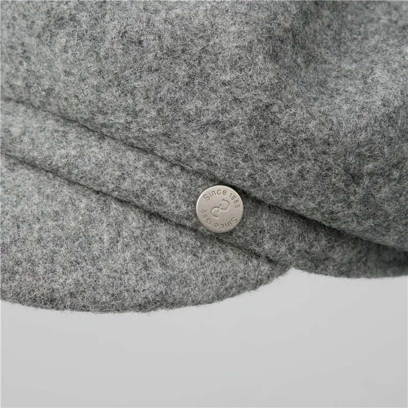 Best-Selling 2025 Women's Korean Wool Beret - Vintage British Octagonal Newsboy Cap, Winter Fall Elegant Visor Hat, Versatile Mo