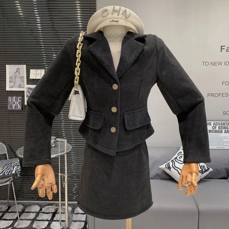 

Women's New Splicing Retro Temperament Age-reducing Commuting Blazer High-waisted A-line Hip Skirt Two-piece Suit