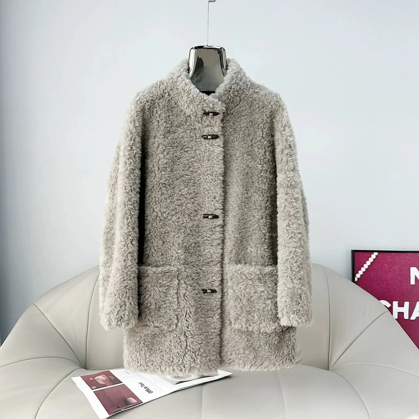 2026 Winter New Cow Horn Button Lamb Fur Grass Coat Women's Medium Long Korean Edition Sheep Cutting Velvet Coat Fur Integration