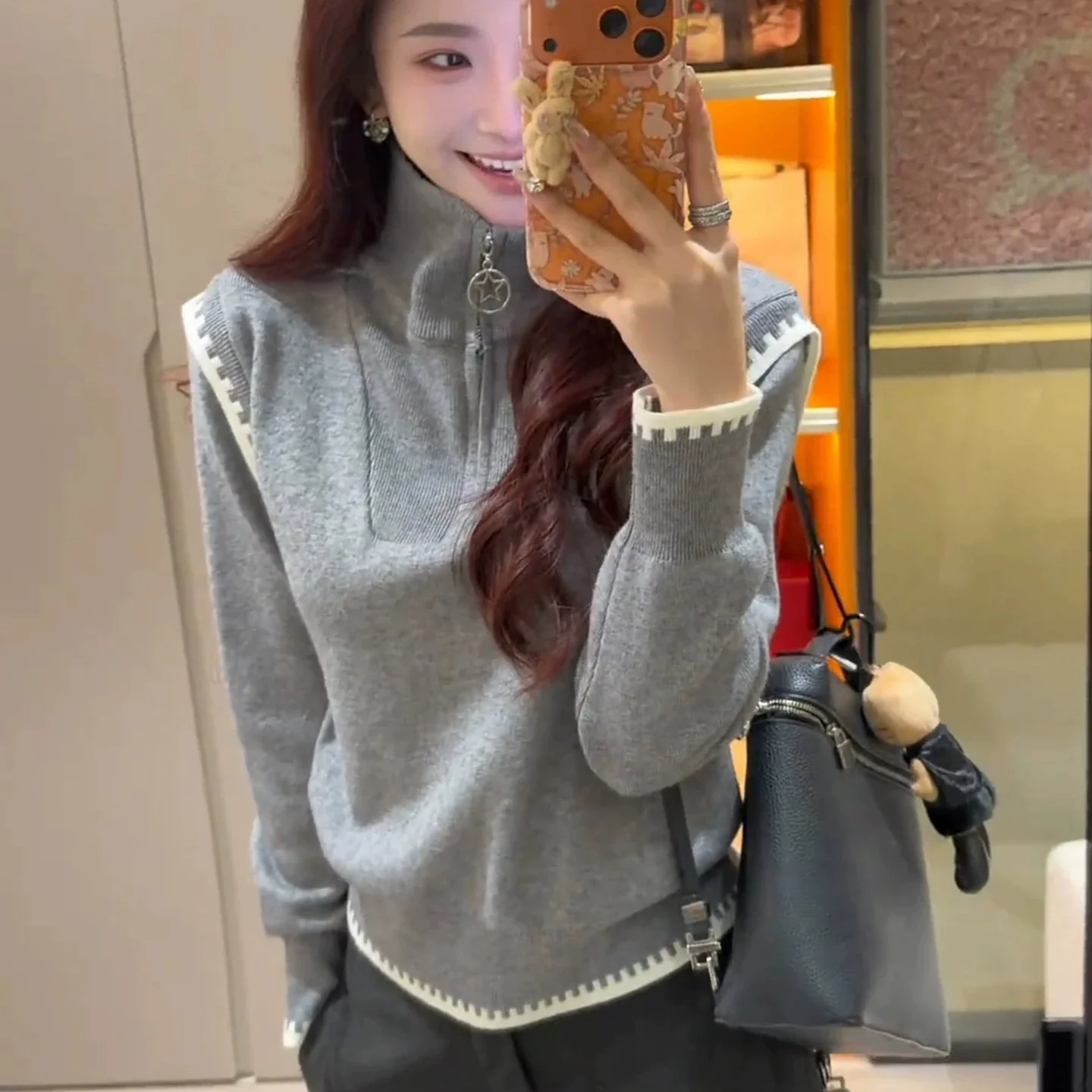 New women's long sleeved 100% Merino wool sweater with color blocked short style pulloverAutumn and winter collar wool sweater