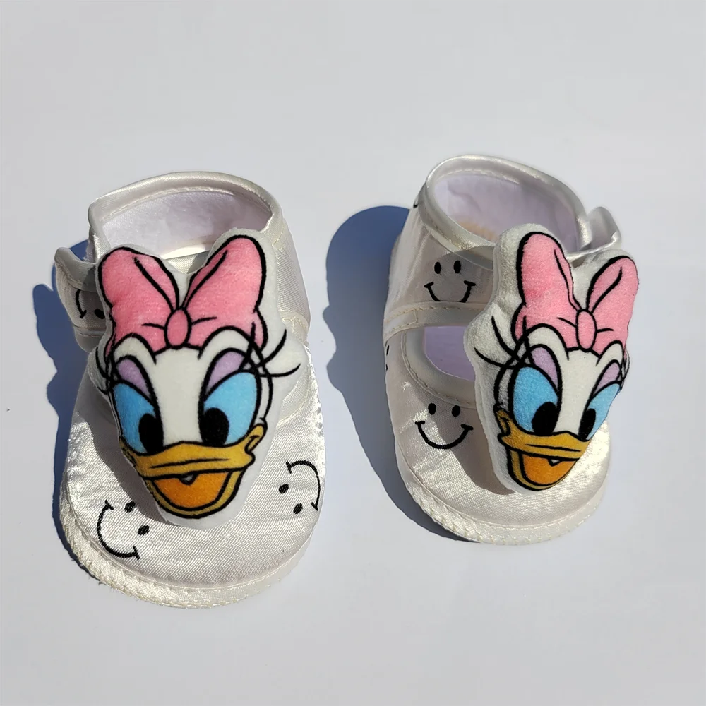 1Pair White Donald Duck Plush Head Newborn Summer Sandals Shoes Daisy Duck Minnie Mouse Pooh Toddler Baby Boy Shoes Dropshipping