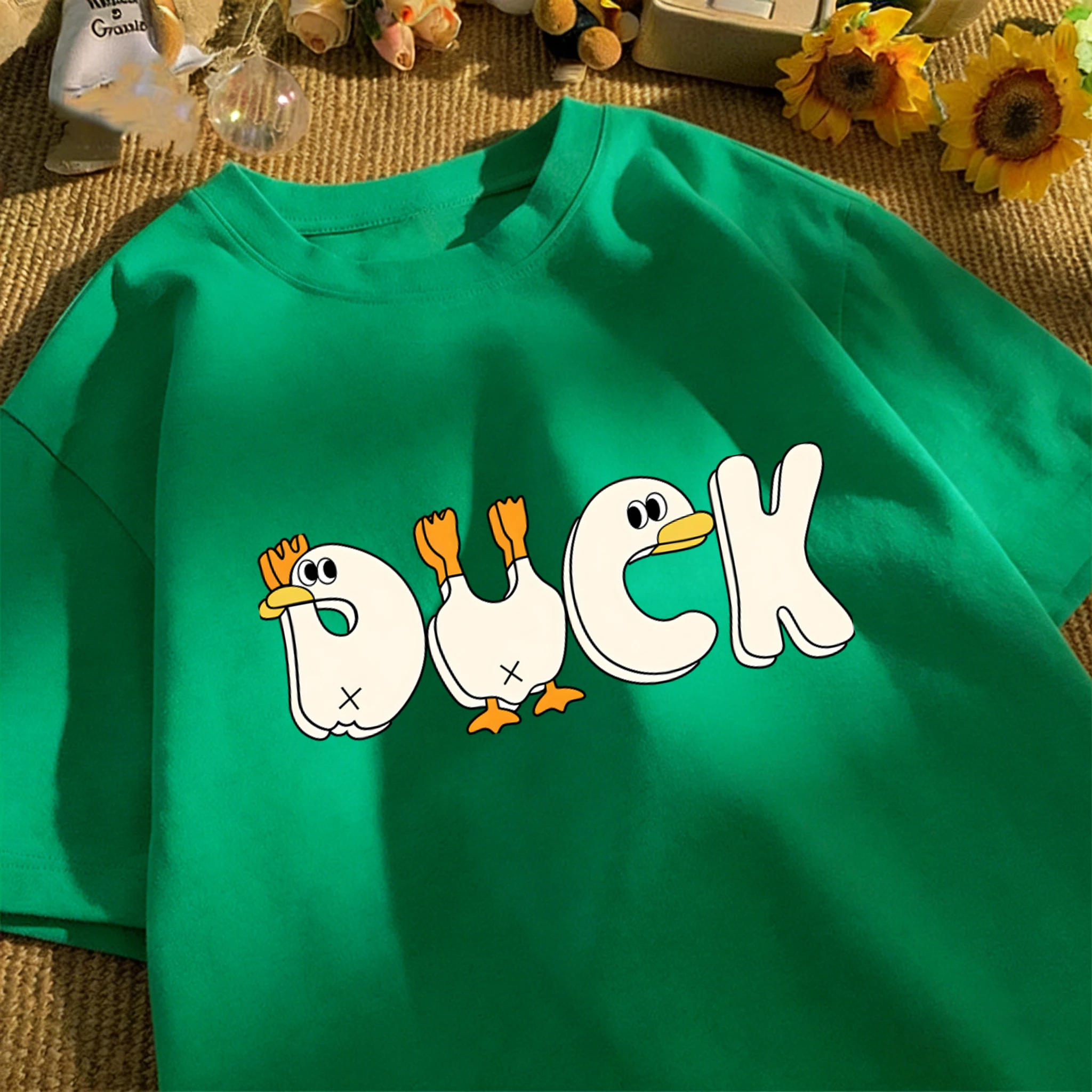 A Simple Pattern In The Shape Of A Duck Men T-Shirt O-Neck Fashion Tee Hip Hop Loose Clothing Cotton Unisex Retro Streetwear