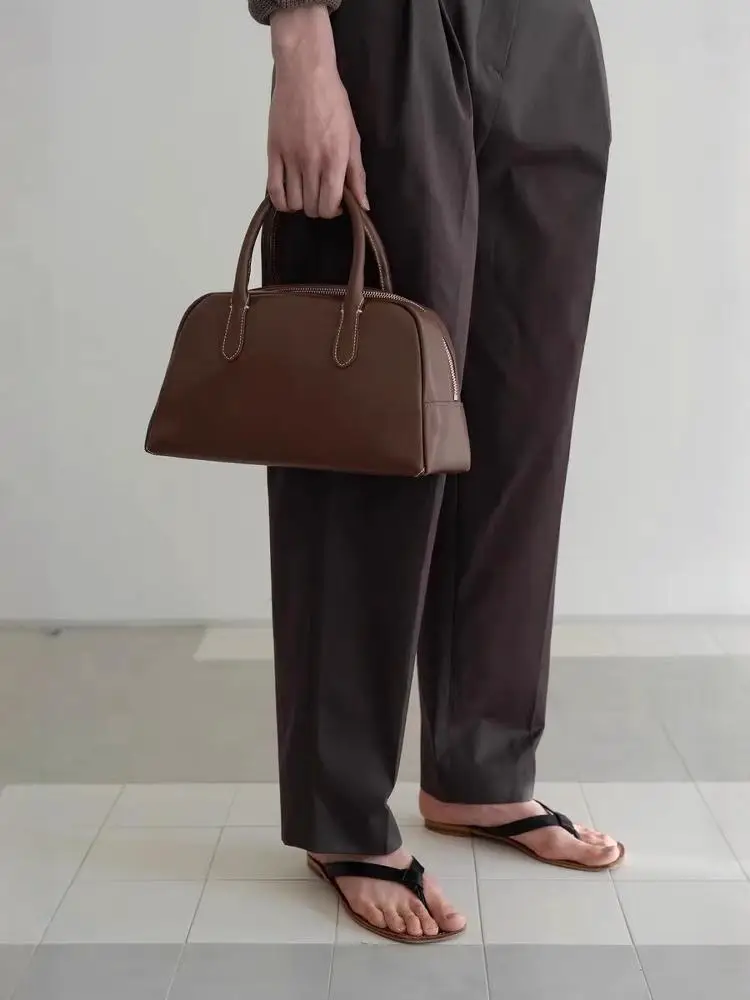 

East Gate NothingWritten Bowling Bag Retro Autumn Winter Boston Handbag Genuine Leather oulder Bag Korean Sle Zipper Closure