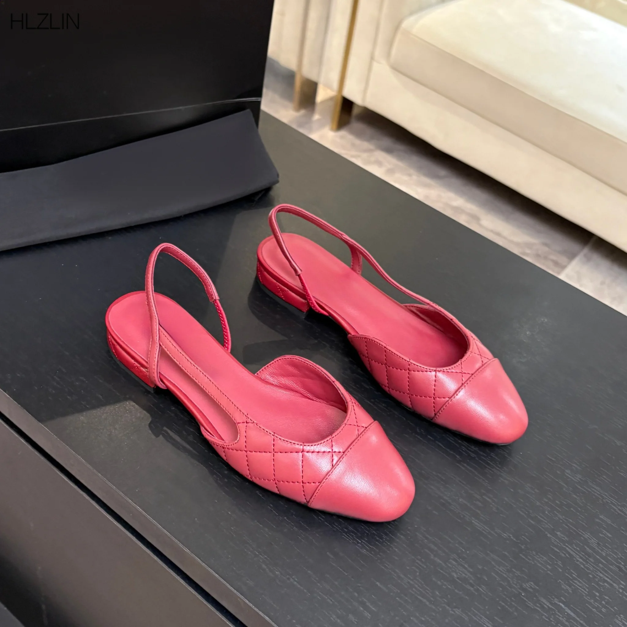 Women's leather sandals, 2026 spring/summer new style, comfortable flat shoes, rear strap with sewn-on buckle, rear open sandals