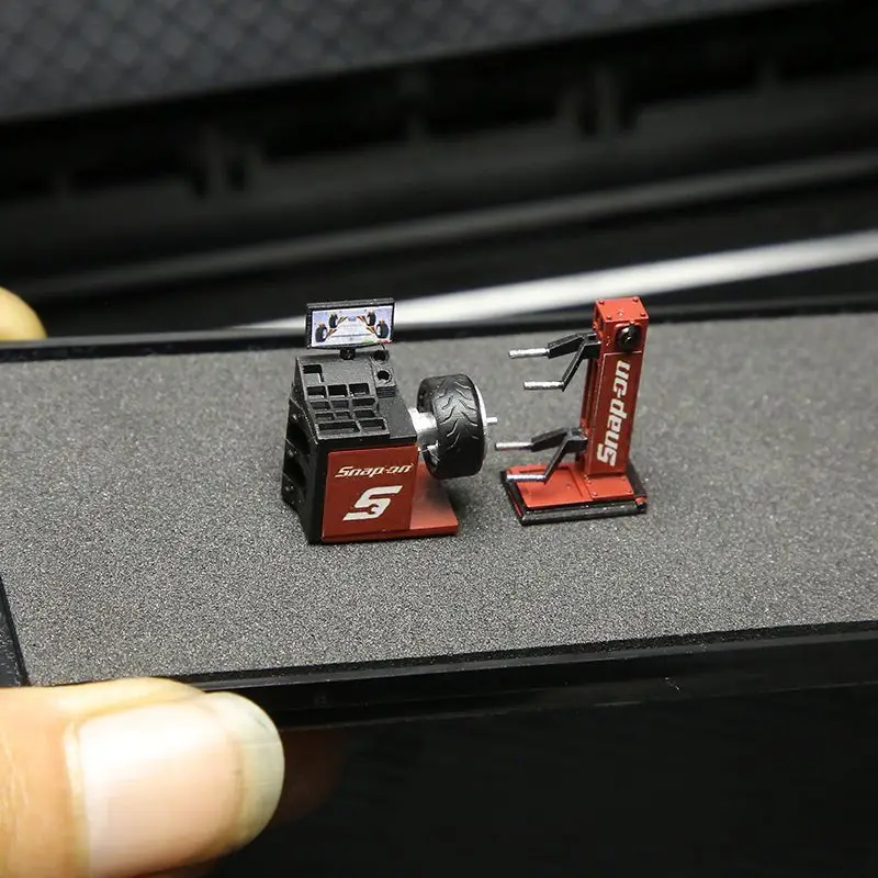 1/64 scale tire balancing machine miniature scene garage auto repair shop maintenance tool model figurine