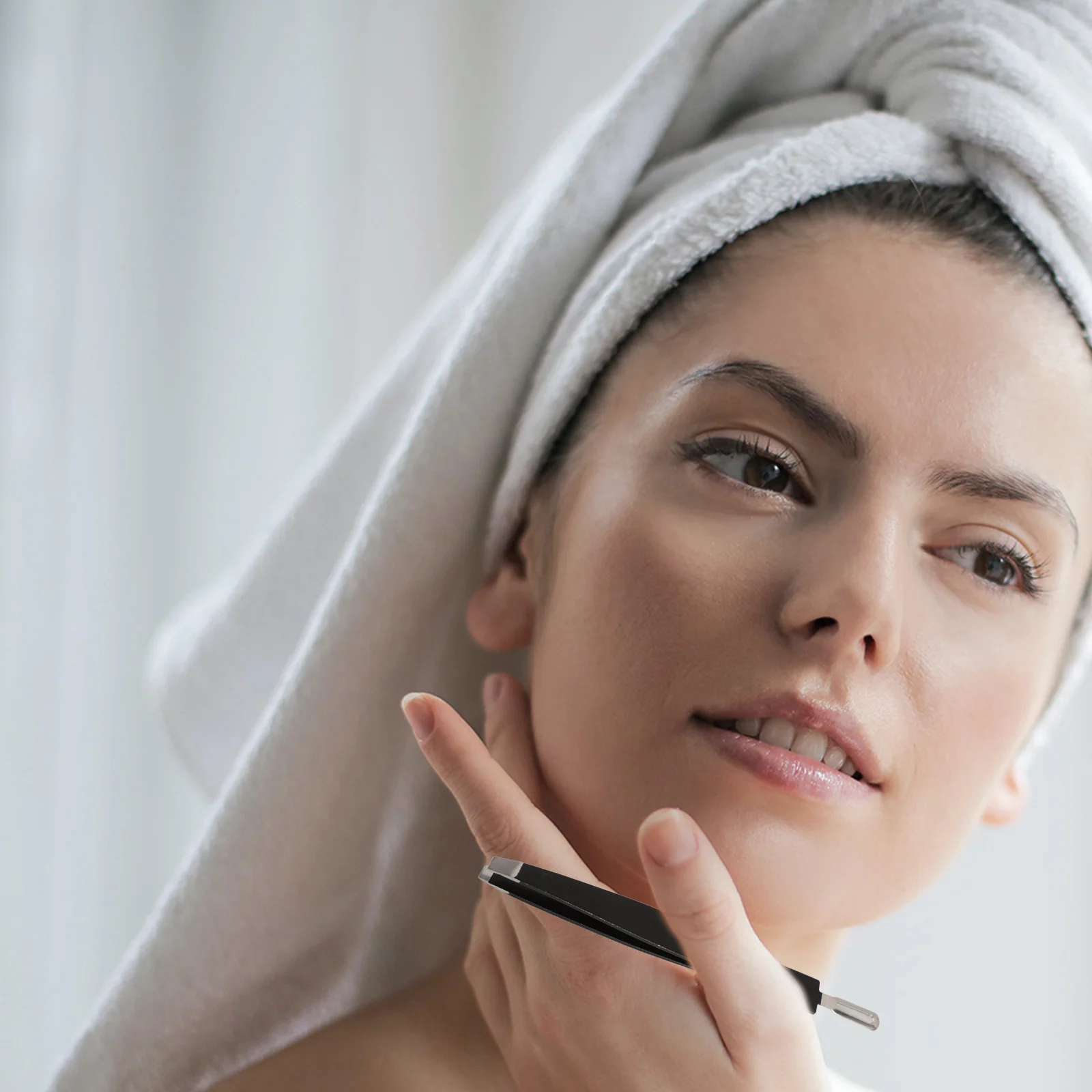 Pinza Ergonómica de Acero Inoxidable para Maquillaje de Cejas, para Recortar, Dar Forma y Posicionar las Pestañas, Herramienta de Belleza