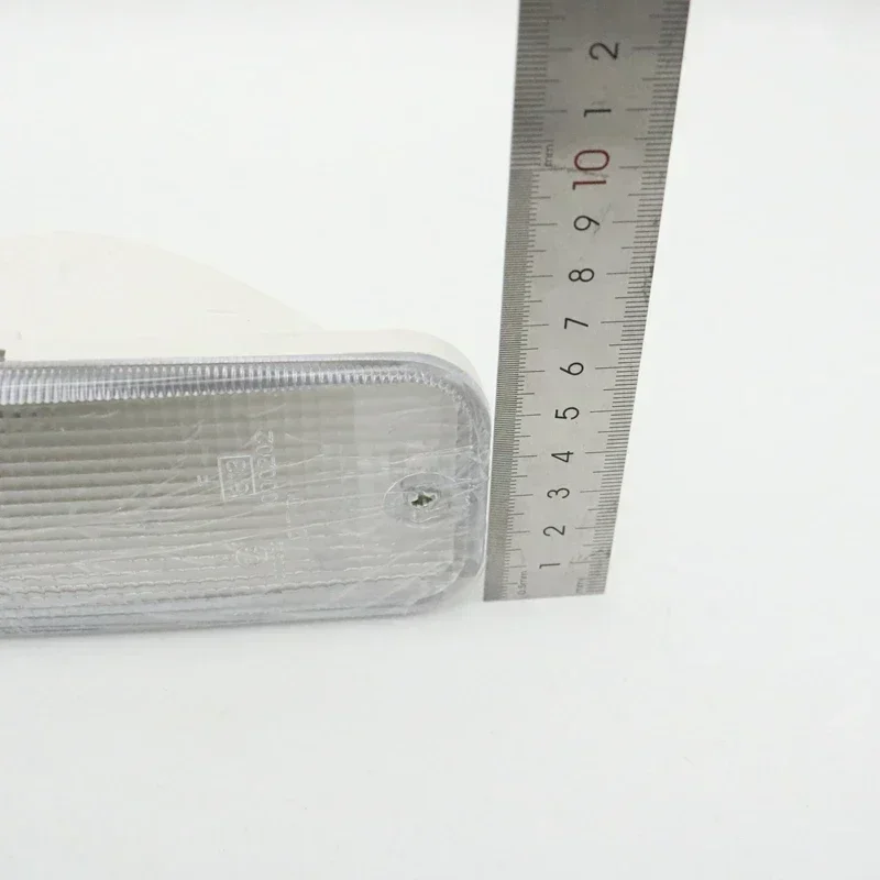 ไฟท้ายรถยนต์พร้อมหลอดไฟสีแดงเลนส์สีขาวสะท้อนแสงด้านหลังกันชนหมอกสำหรับโตโยต้าไดฮัทสุซีริออนเทอริออส J100 คามิ J10 1997-2005