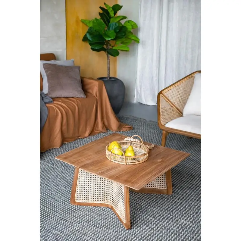 طاولة قهوة من خشب الساج مقاس 27.6 بوصة بتصميم معاصر، وسطح واسع وبناء متين، مثالية لغرفة المعيشة