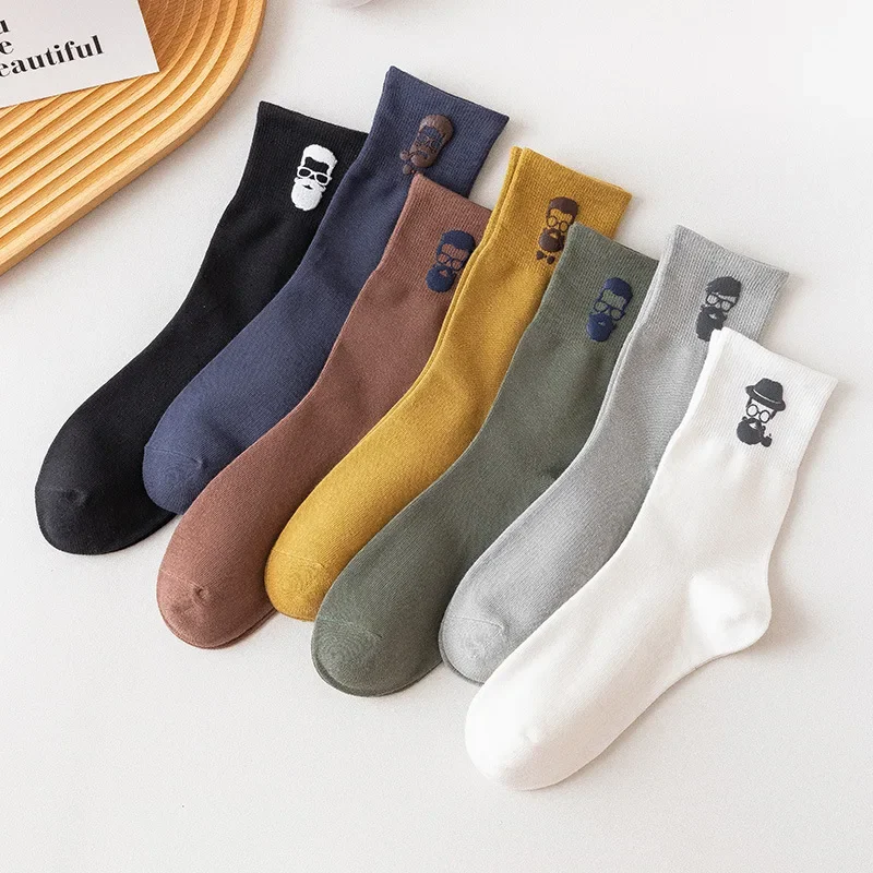 Calcetines de algodón con bordado de cabeza para hombre, medias de tubo medio alto, transpirables y absorbentes del sudor, de alta calidad, a la moda, Unisex