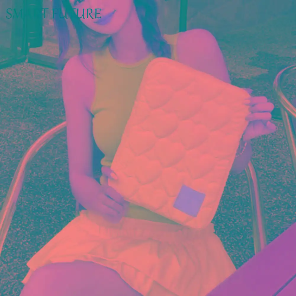 

Portable Love Heart Tablet Storage Bag Puffy Design Korean Style Computer Bag Large Capacity Shockproof Laptop Sleeve Business