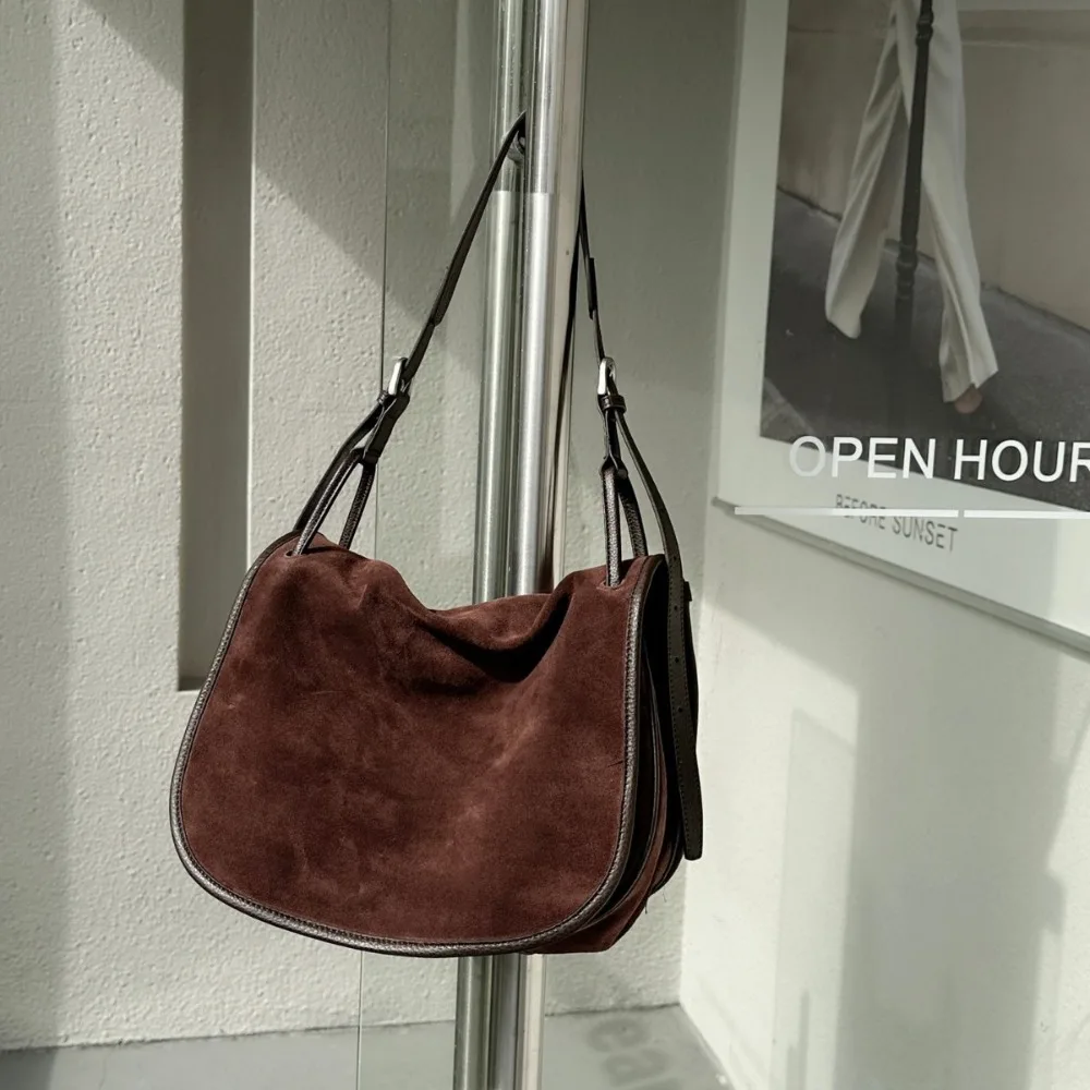 

2025 Новая нишевая сумка в стиле ретро, матовая сумка из воловьей кожи, женская сумка через плечо, большая вместительная сумка для пельменей высокого качества