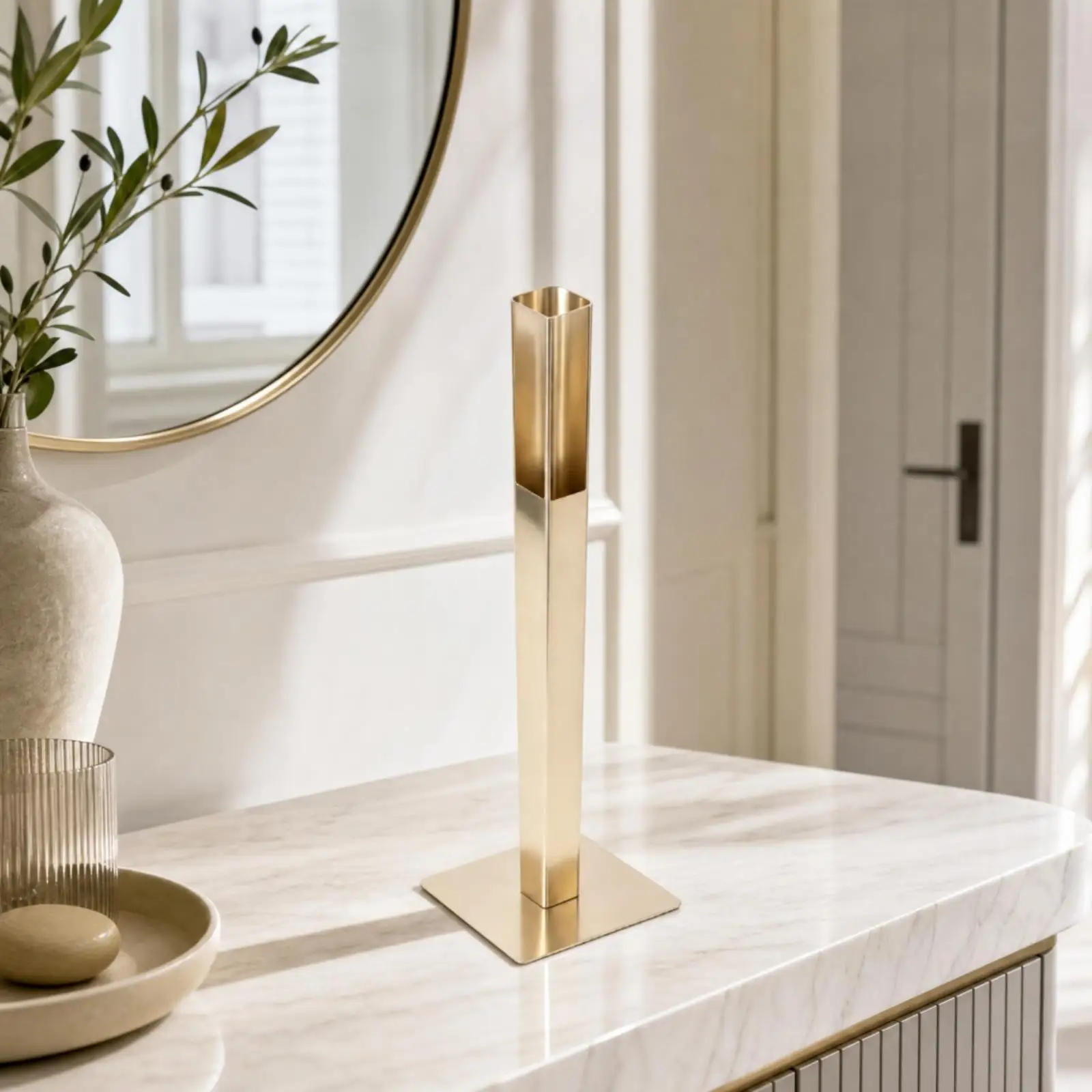Rectangular Metal Flower Stand Decorative Geometric Metal Vase Holder Tall Slim Rectangular Vase Modern Sleek for Living Room