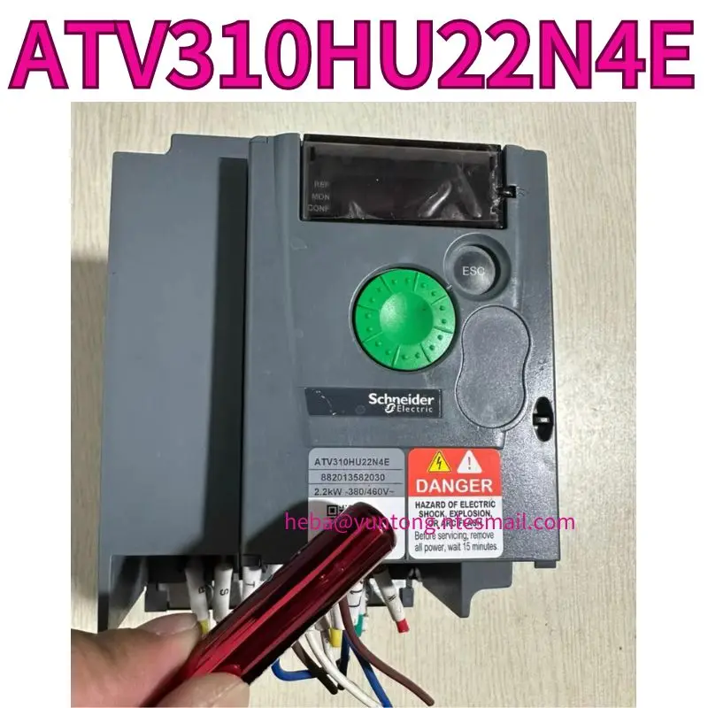 Used frequency converter ATV310HU22N4E 2.2KW 380V