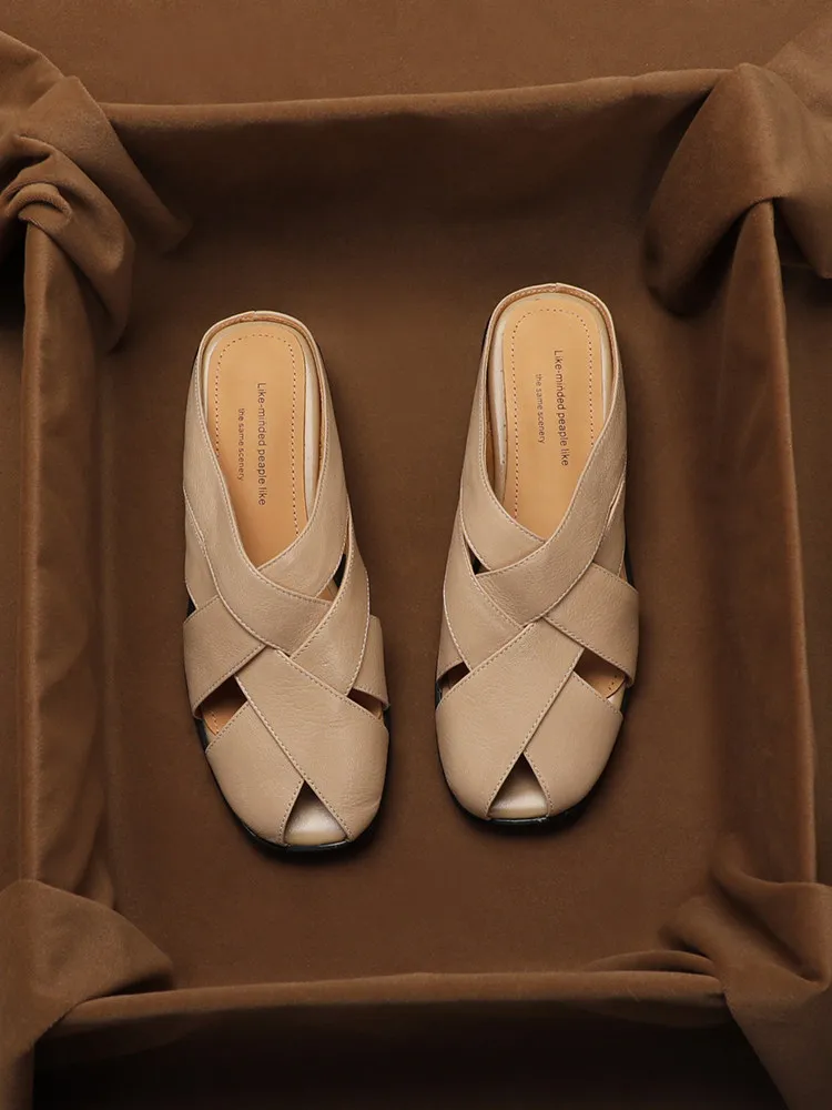 SHOEBOX Leather woven slippers for women's outdoor wear in the summer of 2025, new style with a toe cap and half slippers