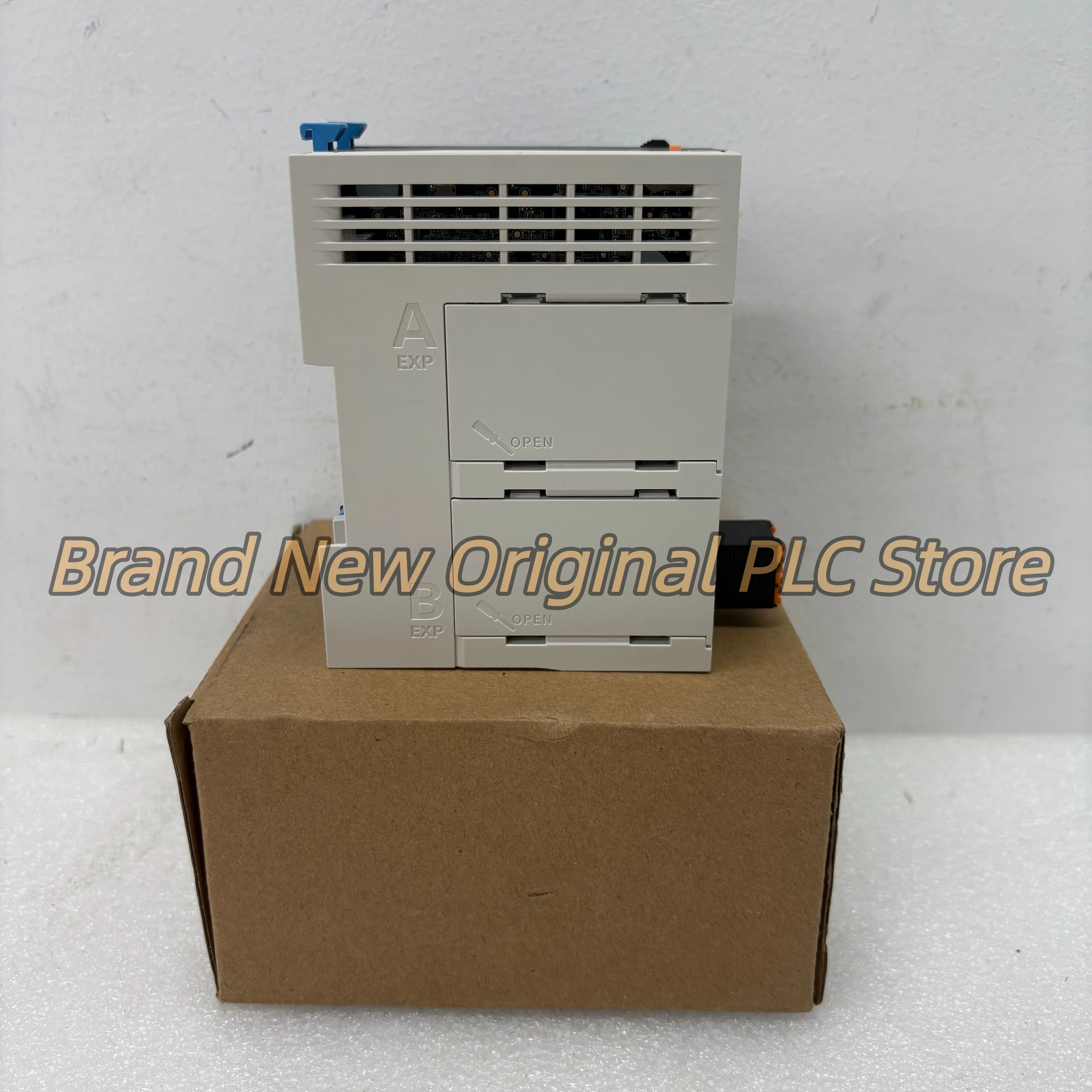 

Easy521-0808TN new PLC Module in box