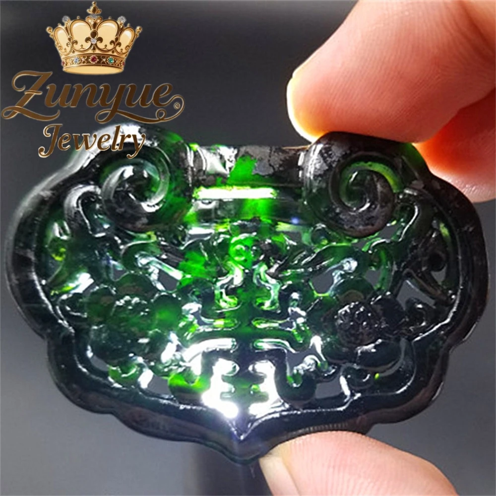 

Natural Kirin Dragon Pendant, Black Jade And Emerald Jade Pendant, Transparent Green Medicine King Stone Hollowed-out Pendant
