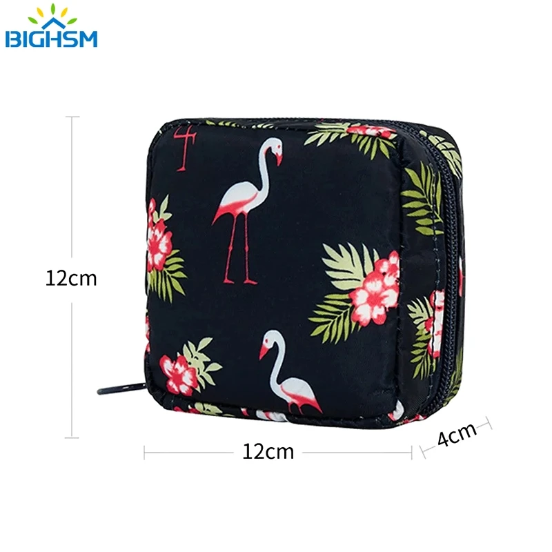 1Pc Cute Sanitary Napkin Storage Bag Tampon Organizer Cartoon Mini Makeup Bags Girls Sanitary Napkin Organization Bag