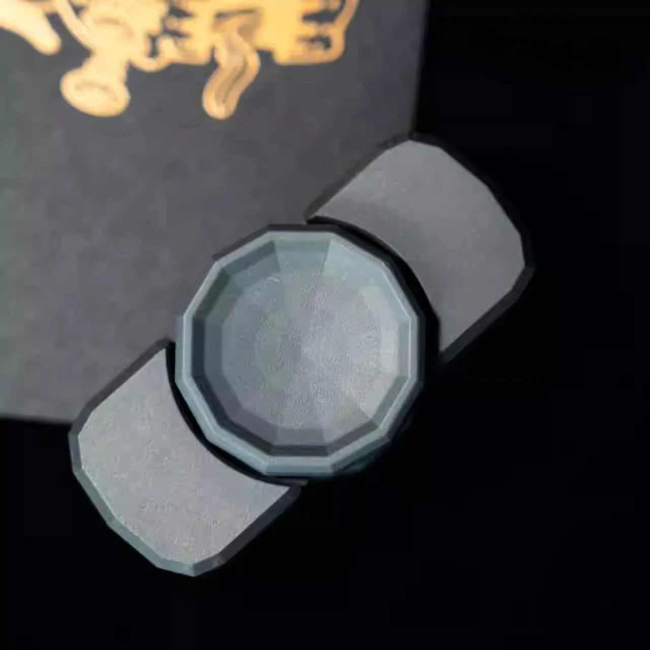 LBW EDC N7 لعبة تخفيف التوتر المعدنية الميكانيكية ذات ملمس يدوي مكونة من صفحتين #3