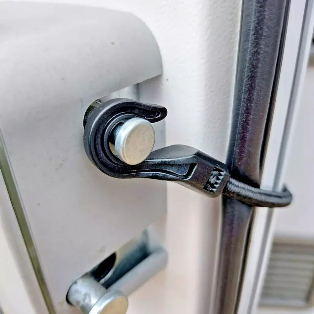 Cinghia di fissaggio per porta regolabile con ventosa di bloccaggio Fermaporta per camper, roulotte, camper, porte volanti chiuse nel vento