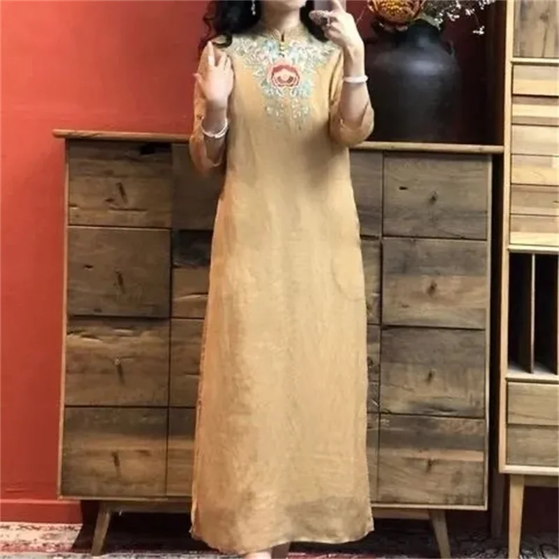 

Ethnic And National Style 2024 Spring/Summer New Product Heavy Lndustry Embroidery Light Color Temperament Dress Young Cover Up