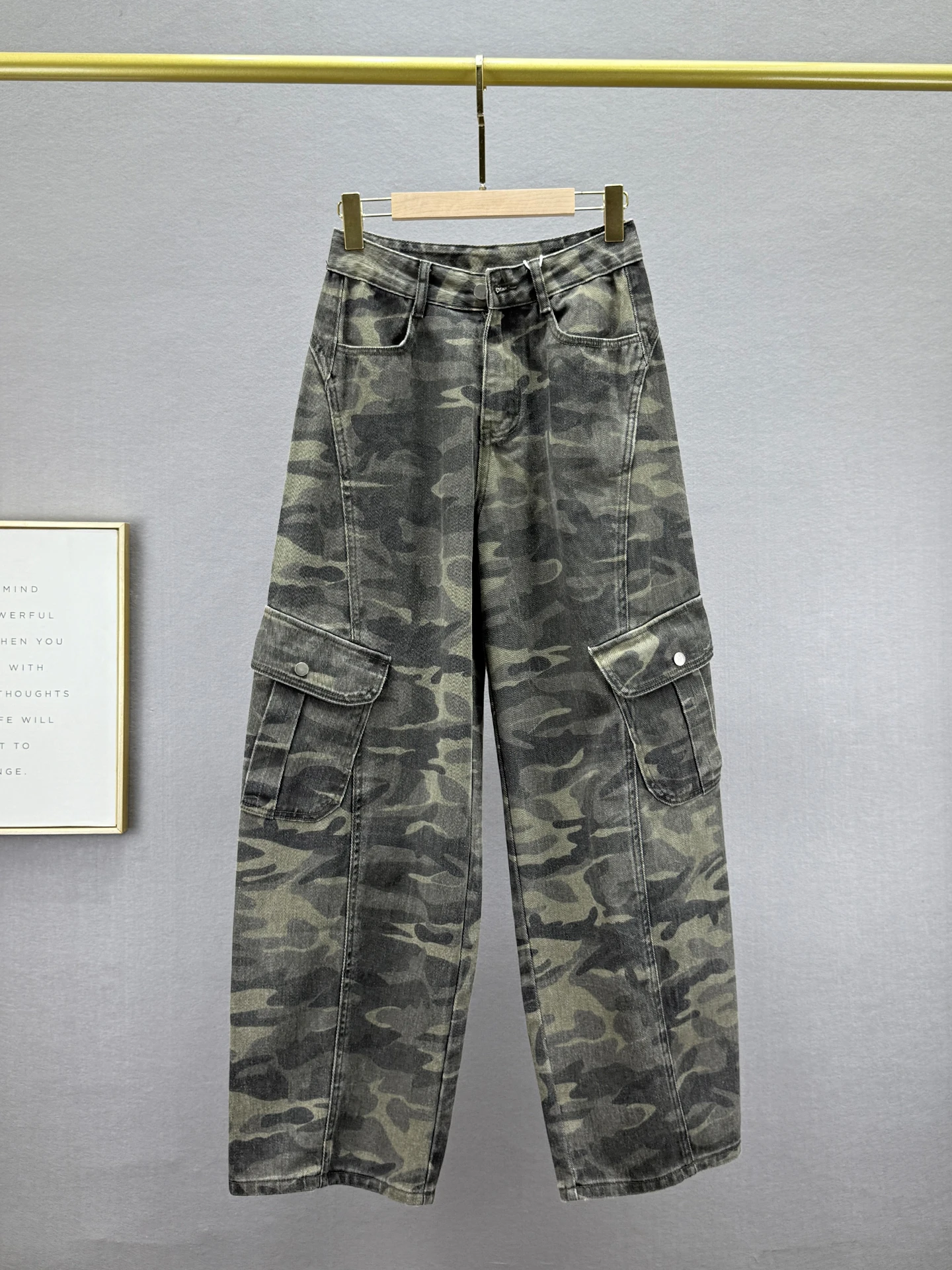

High Waist Loose Fit Camouflage Workwear Jeans Women's Hong Kong Sle Printed Denim Pants Autumn Season Faion Trend