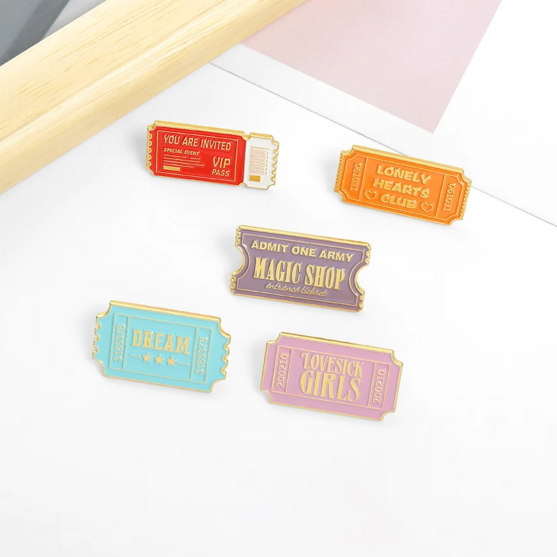 Alfileres esmaltados para entradas, broche personalizado Dream Admit One Pass, insignia para solapa, bolsa, joyería de dibujos animados, regalo para niños y amigos