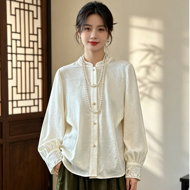 New Chinese Style Autumn Heavy Embroidery Stand Collar Long Sleeve Open Cardigan Ethnic Fashion Lady Top Quality Polyester