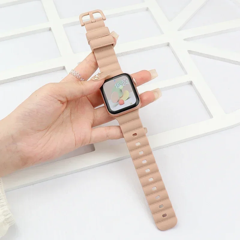 Silicone Strap For Apple Watch Band 46mm 44mm 42mm 45mm 49mm 40mm 41mm 38mm Sport Correa iwatch Series Ultra 2 10 9 SE 8 7 6 5 4