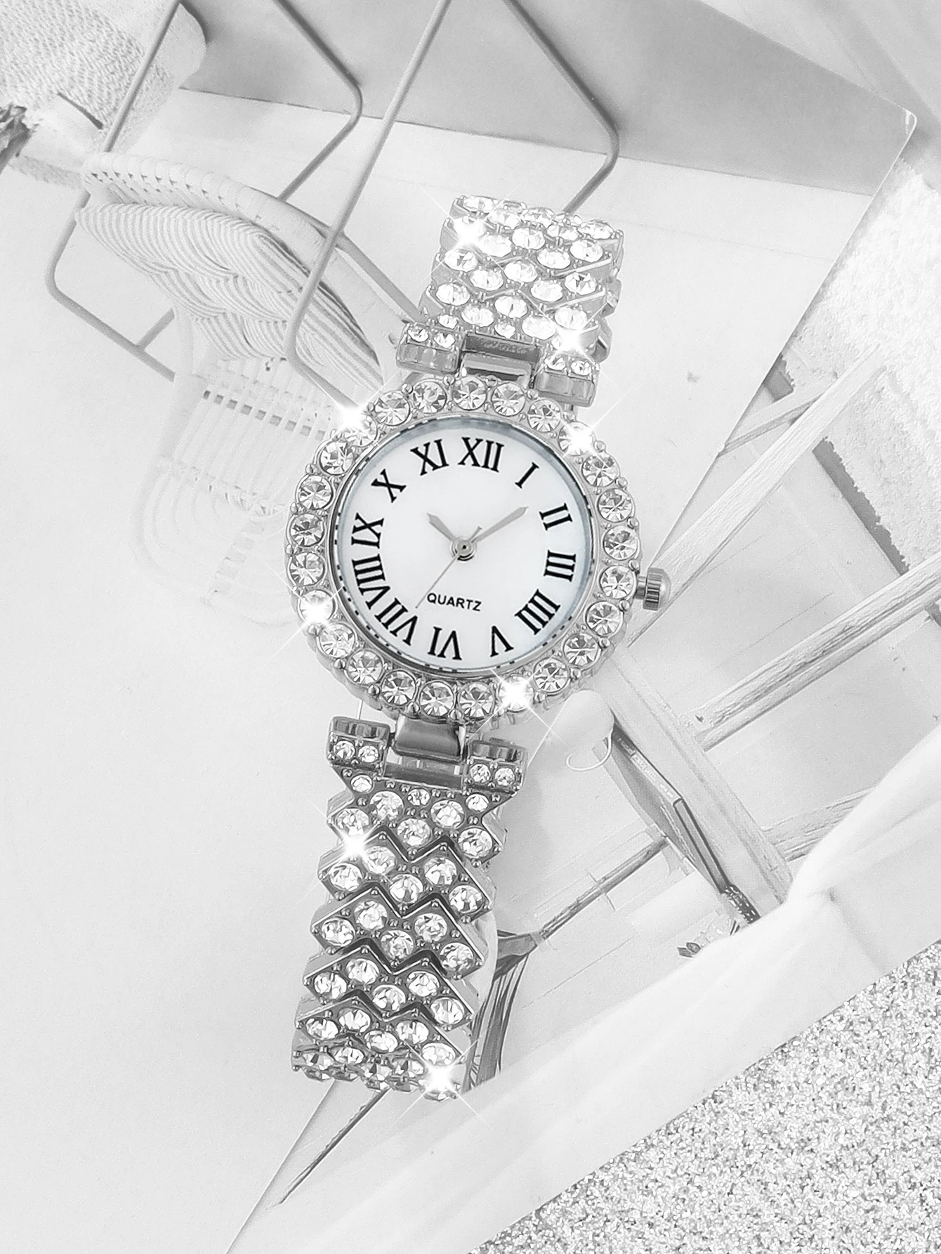 Silver Party Rome Full Diamond women's quartz watch and full diamond necklace set for everyday wear with back-to-school gifts