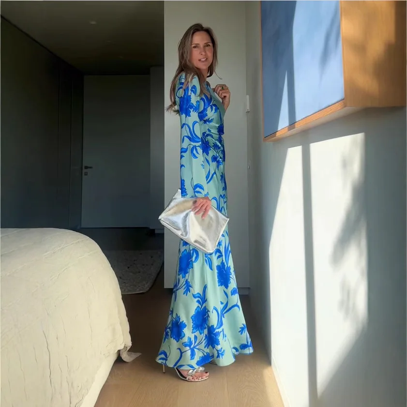 فستان نسائي صيفي جديد موديل 2025 مكشوف الأكتاف للعطلات مطبوع برقبة غير متماثلة 68855