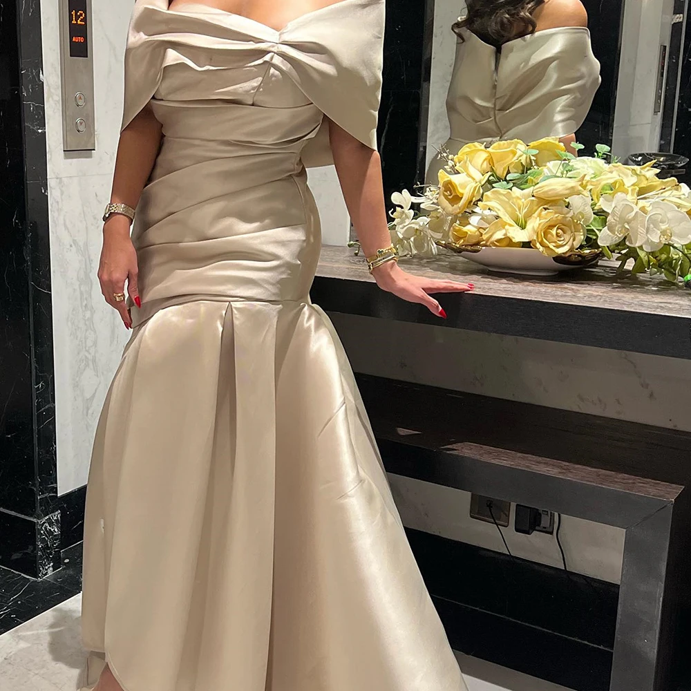 

Customized Modern Strapless Off The Shoulder Half Sleeves Evening Dress Graceful Mermaid Satin Champagne Pleats Party Dress