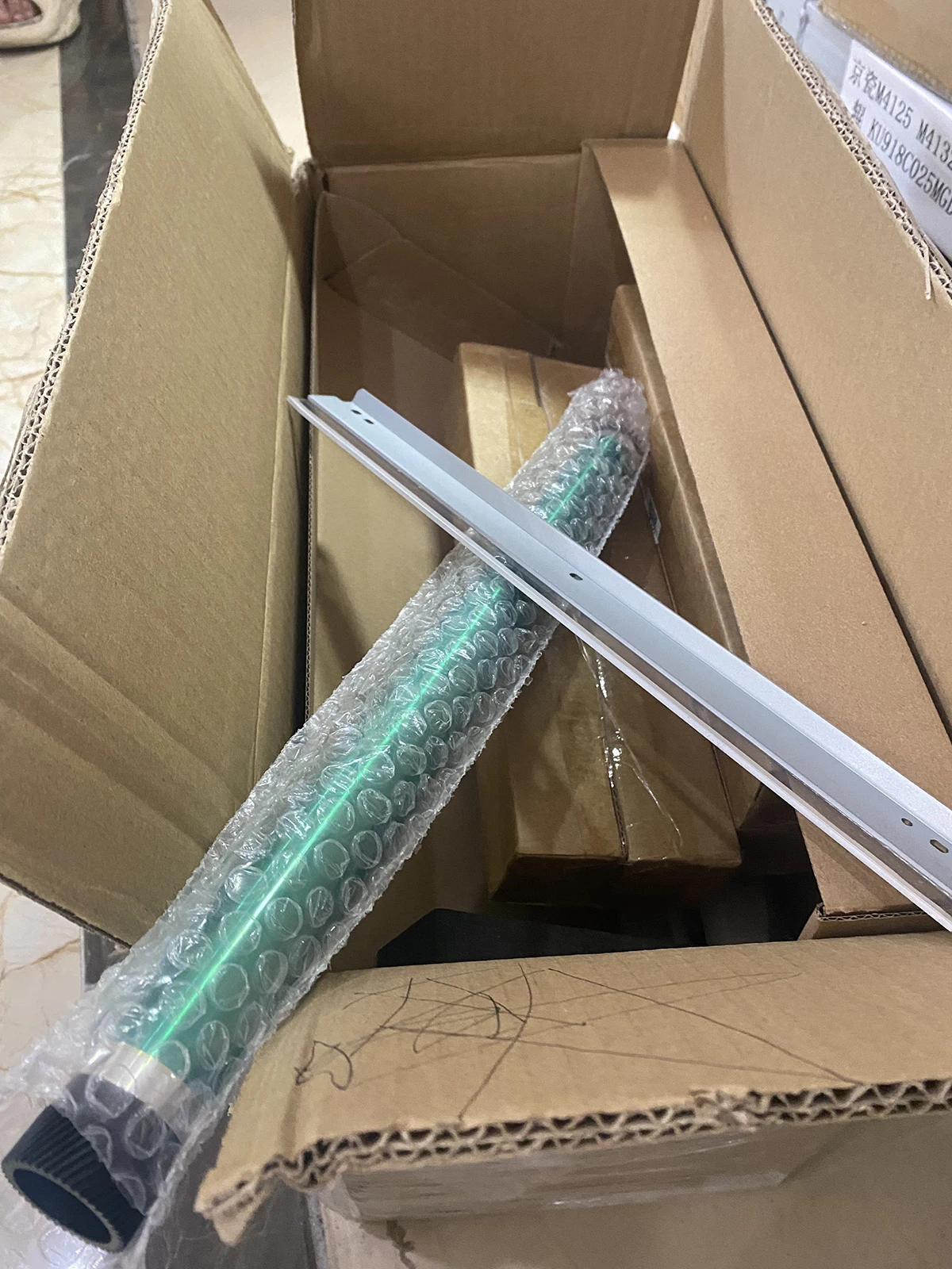 

1 комплект DR411 OPC барабан + лезвие 2510 3510 282 362 7728 для Konica Minolta Bizhub 223 283 363 423 Di 250 350 251 351 лезвие для очистки барабана