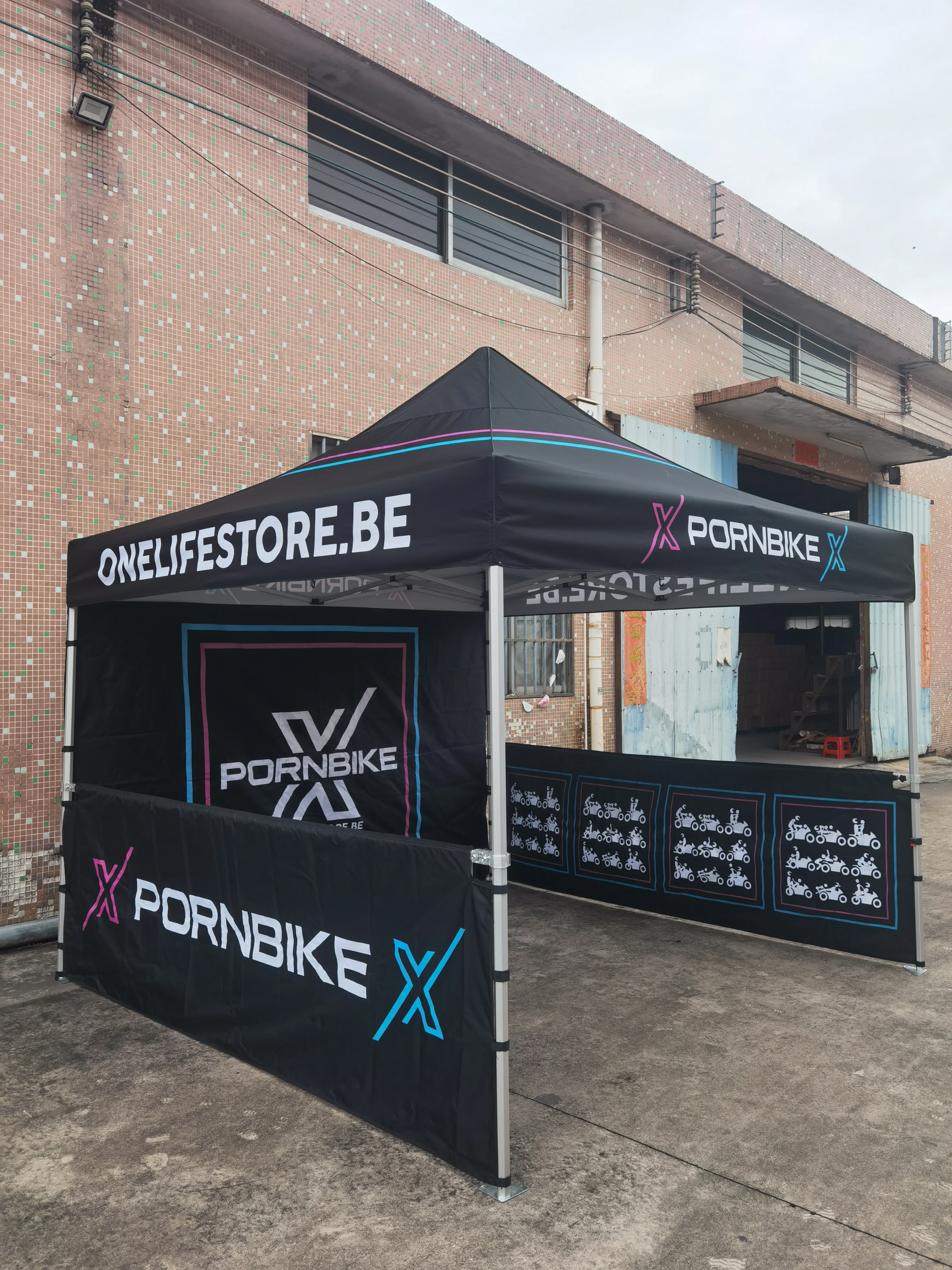 Long Lasting Canopy Tent Outdoor for Party UV Protected Waterproof Layer Exhibition Booths Product Pattern Customization